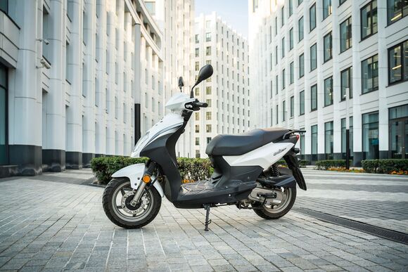 Скутер SYM Orbit 50 Черный + мотошлем SYM серый pitbikemarket.ru